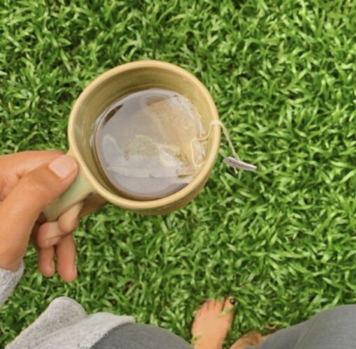 Santa Hildegarda de Bingen, uma das figuras mais inspiradoras da história medieval, oferece um guia precioso para uma vida equilibrada e harmoniosa. Seus conselhos sobre a rotina diária são atemporais e podem trazer grandes benefícios para a vida moderna. Vamos explorar cada uma dessas recomendações e descobrir como elas podem transformar nosso cotidiano de maneira positiva.